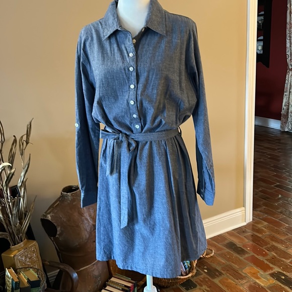 Chambray button front Dress szM - Picture 2 of 15